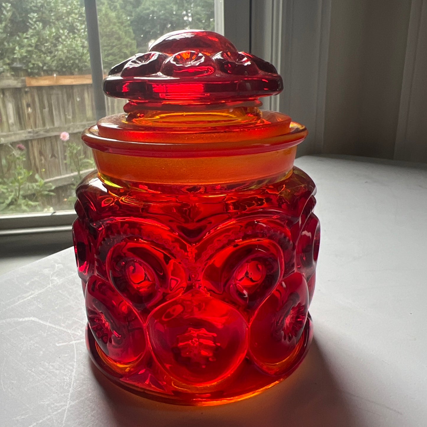 L E Smith Moon & Stars Amberina Glass 7” Ruby Red Canister