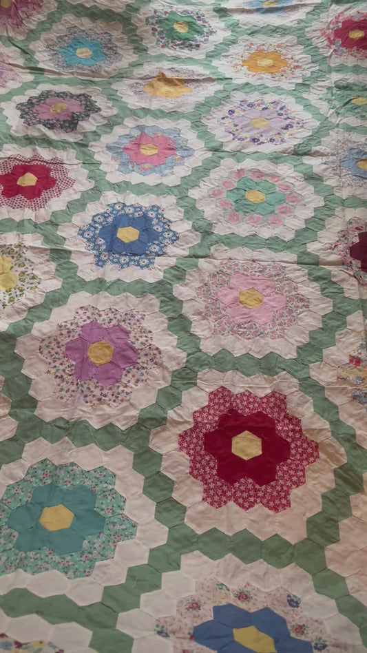 NEW Mabel's Hand pieced Flower Garden Quilt Top
